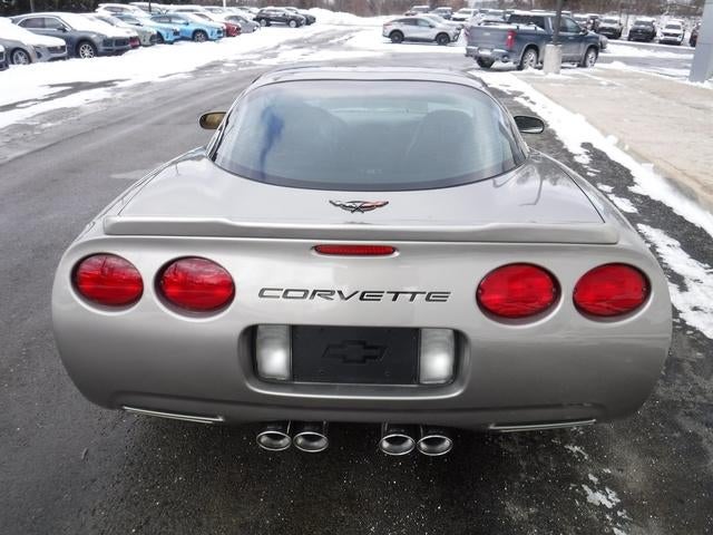 2001 Chevrolet Corvette Base