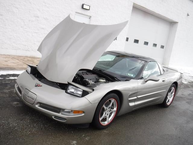 2001 Chevrolet Corvette Base