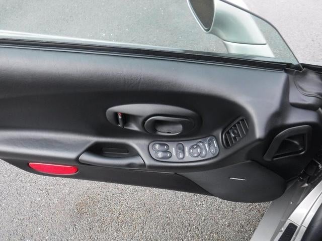 2001 Chevrolet Corvette Base