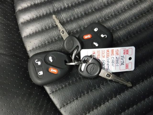 2001 Chevrolet Corvette Base