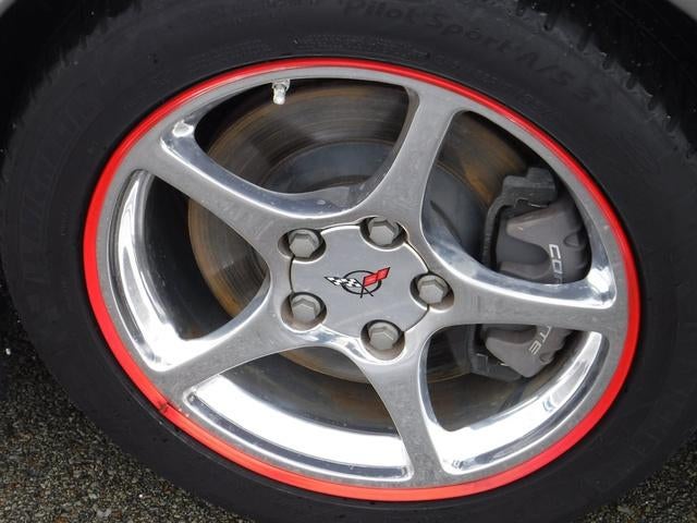 2001 Chevrolet Corvette Base