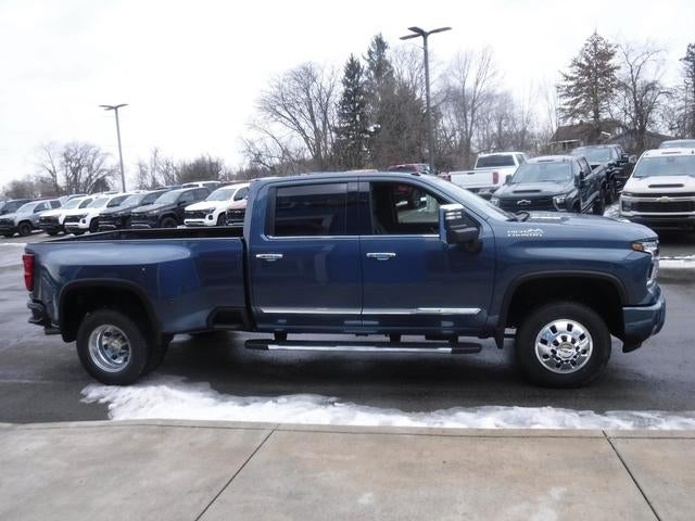 2026 Chevrolet Silverado 3500 HD High Country DRW