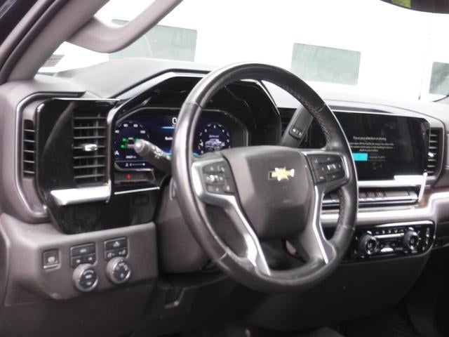 2022 Chevrolet Silverado 1500 LT (2FL)