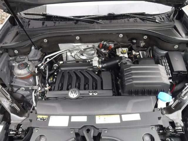 2021 Volkswagen Atlas Cross Sport 3.6L V6 SE w/Technology R-Line