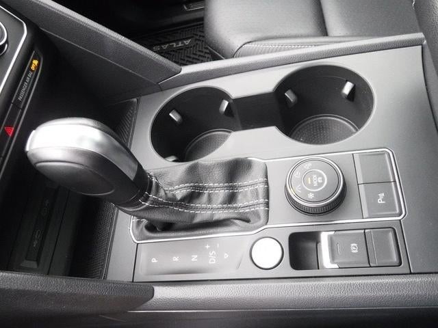 2021 Volkswagen Atlas Cross Sport 3.6L V6 SE w/Technology R-Line