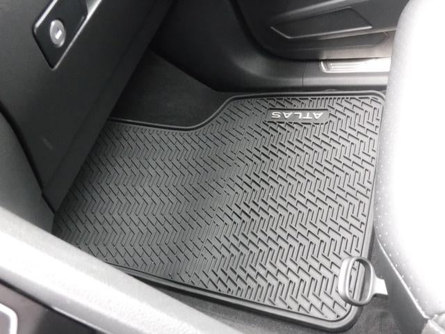 2021 Volkswagen Atlas Cross Sport 3.6L V6 SE w/Technology R-Line