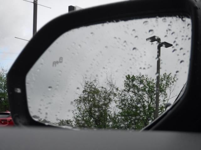 2021 Volkswagen Atlas Cross Sport 3.6L V6 SE w/Technology R-Line