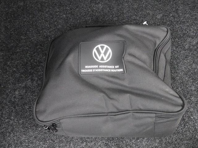 2021 Volkswagen Atlas Cross Sport 3.6L V6 SE w/Technology R-Line