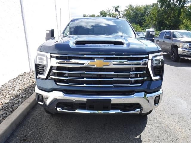 2025 Chevrolet Silverado 3500 HD LTZ