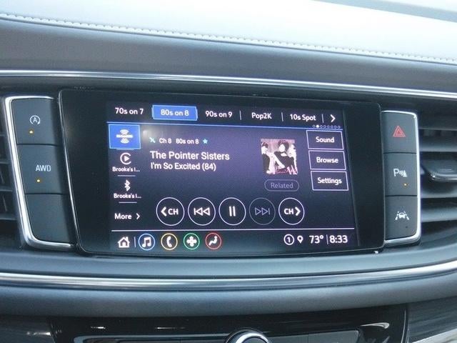 2022 Buick Enclave Essence