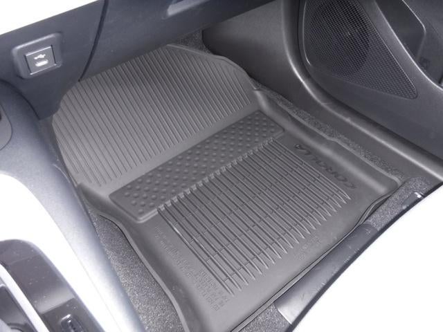 2025 Toyota Corolla Hatchback SE