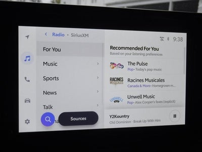 2025 Toyota Corolla Hatchback SE