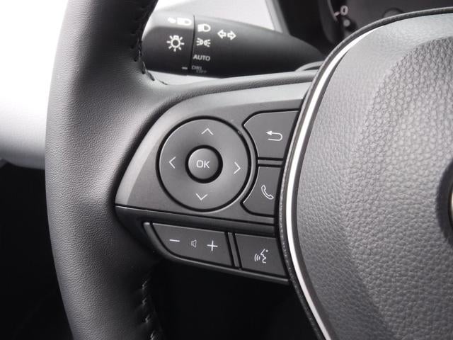 2025 Toyota Corolla Hatchback SE