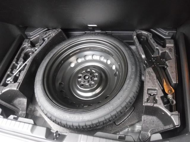 2025 Toyota Corolla Hatchback SE