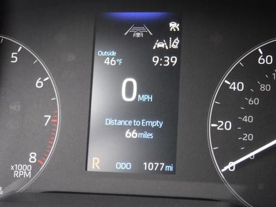 2025 Toyota Corolla Hatchback SE