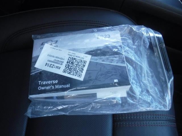 2023 Chevrolet Traverse RS