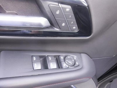 2025 Chevrolet Suburban RST