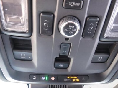 2025 Chevrolet Suburban RST