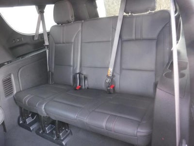 2025 Chevrolet Suburban RST