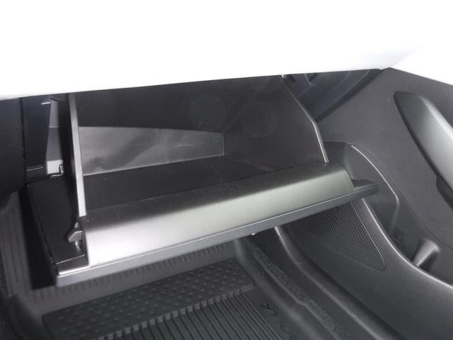 2025 Toyota Corolla Hatchback SE