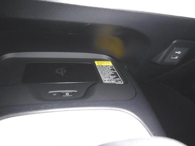 2025 Toyota Corolla Hatchback SE