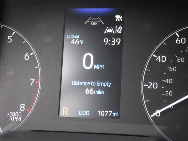 2025 Toyota Corolla Hatchback SE